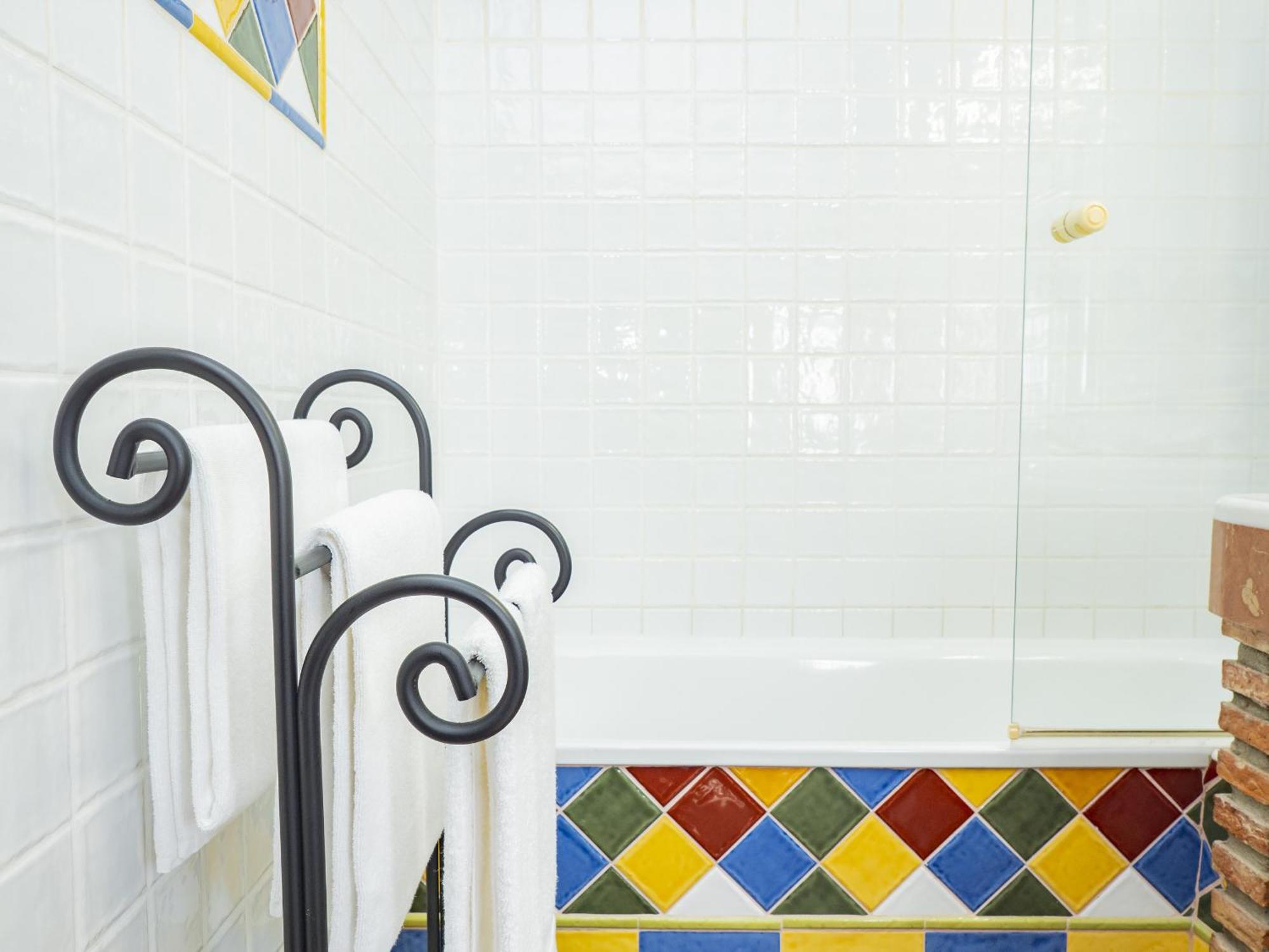 Cubo'S Hotel Cortijo San Antonio Casarabonela ภายนอก รูปภาพ